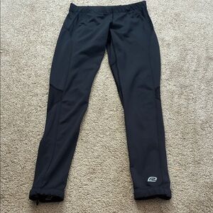Road Runner Sports Black Athletic Pants size S